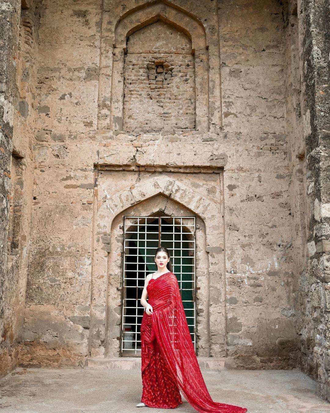Beautiful Designer Heavy Georgette Exclusive Sequanc Saree Design 5291