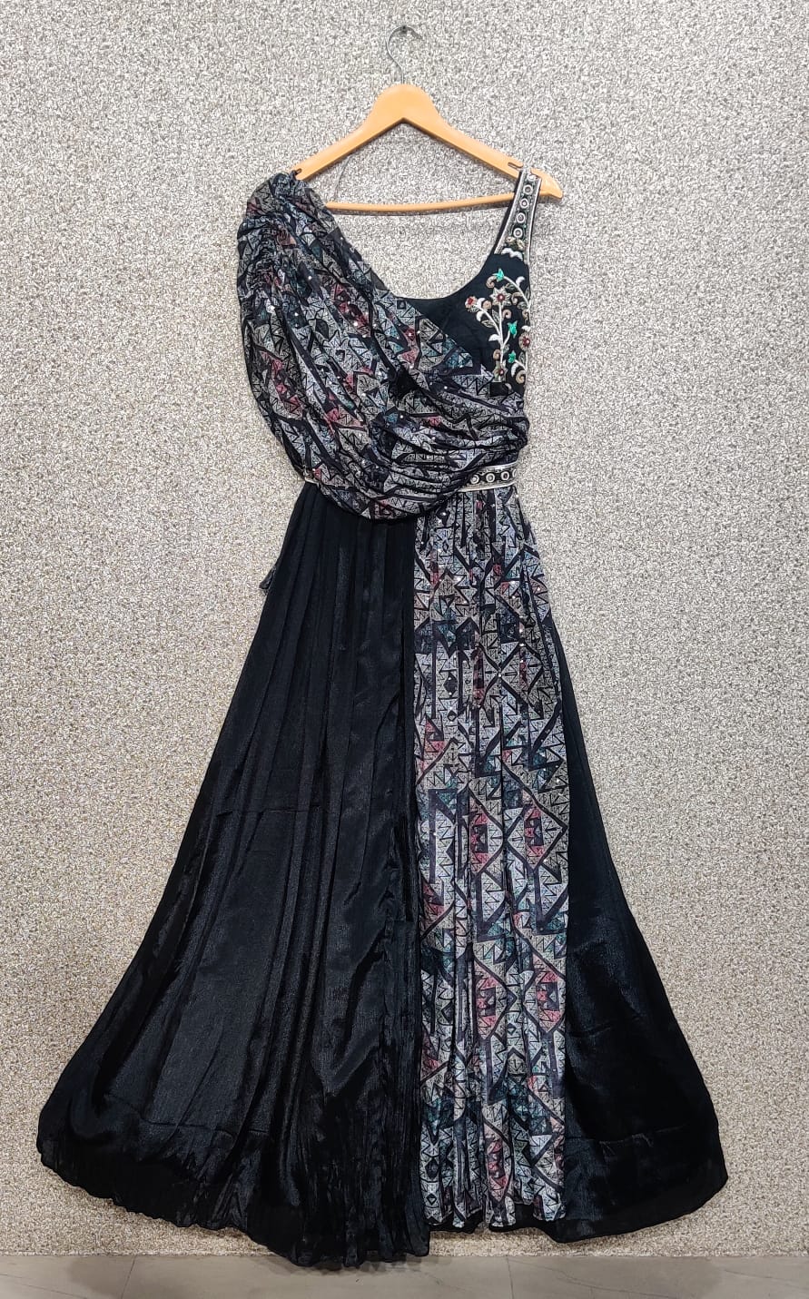 Wedding Designer Heavy Work Gwon