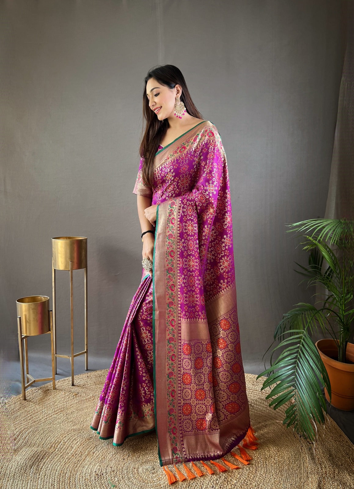 Ready To Wear 1 Minute drape in Pure bandhej Patola Silk Saree