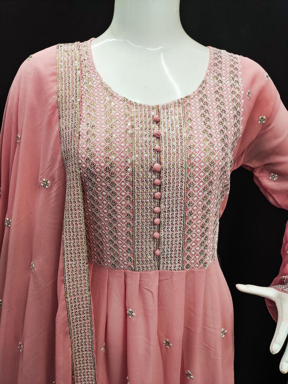 Tradional Wear Pur Georgette Pakistani Suits