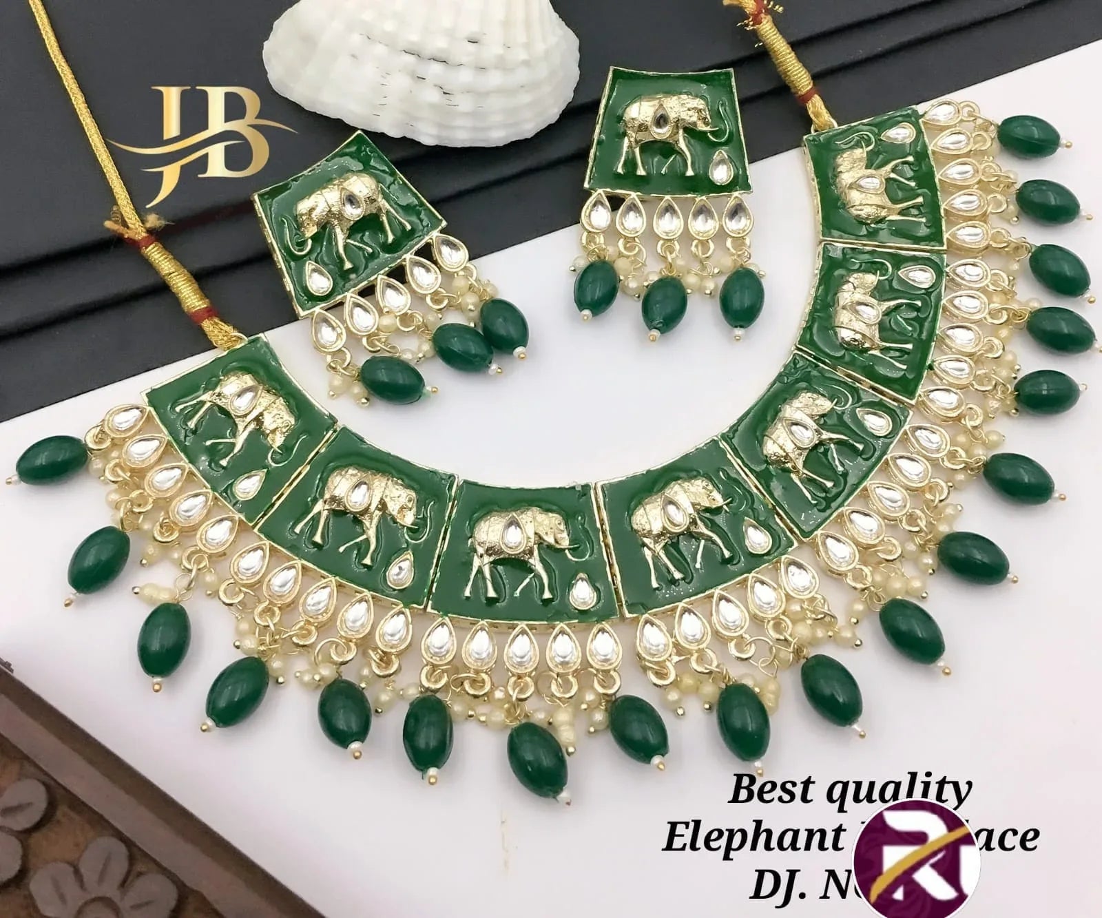 Beautiful Elephant Style Mina &amp; Kundan Necklace set with Earrings