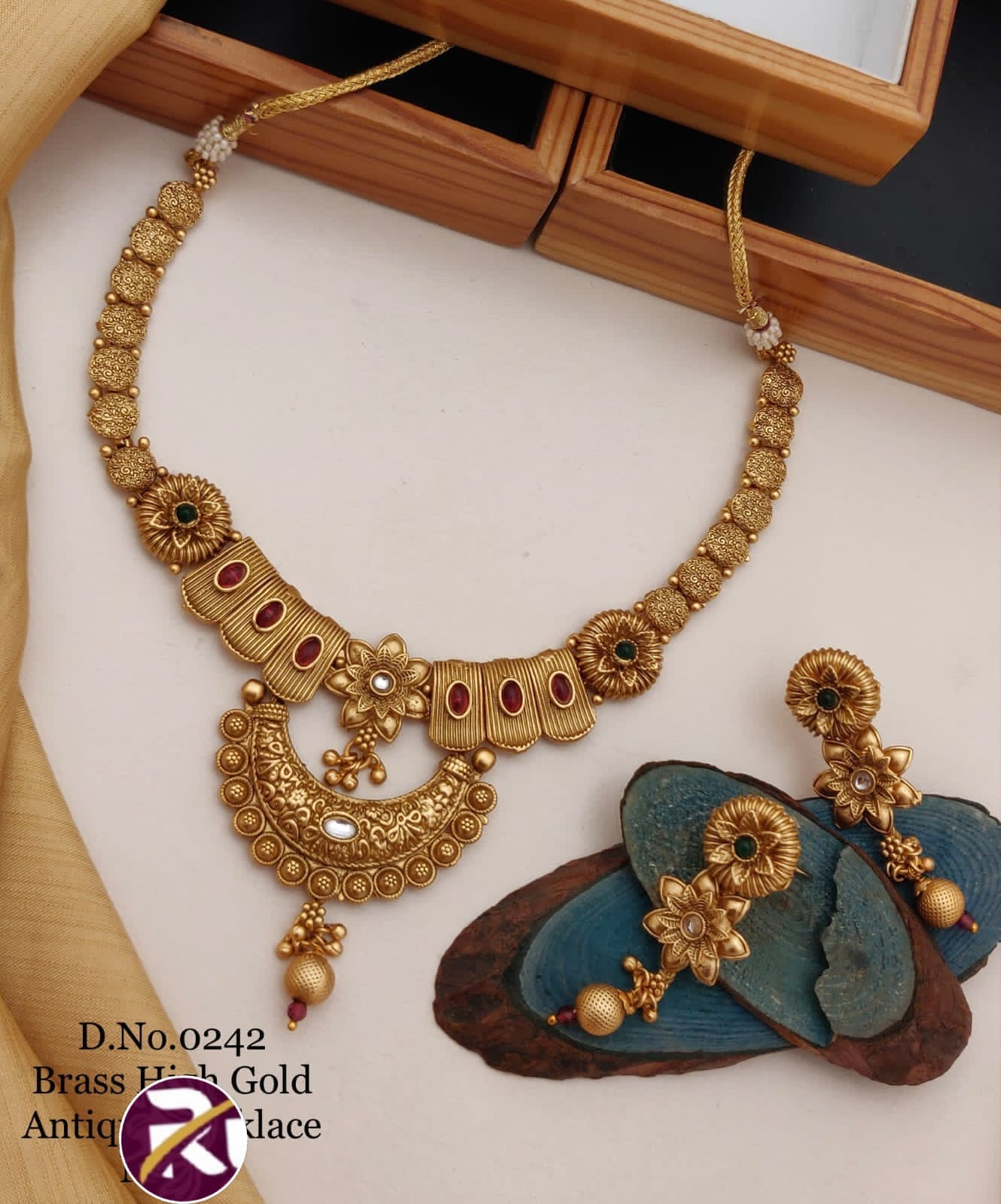 Beautiful High Gold Plated Antique Rajwadi Necklace set with Earrings
