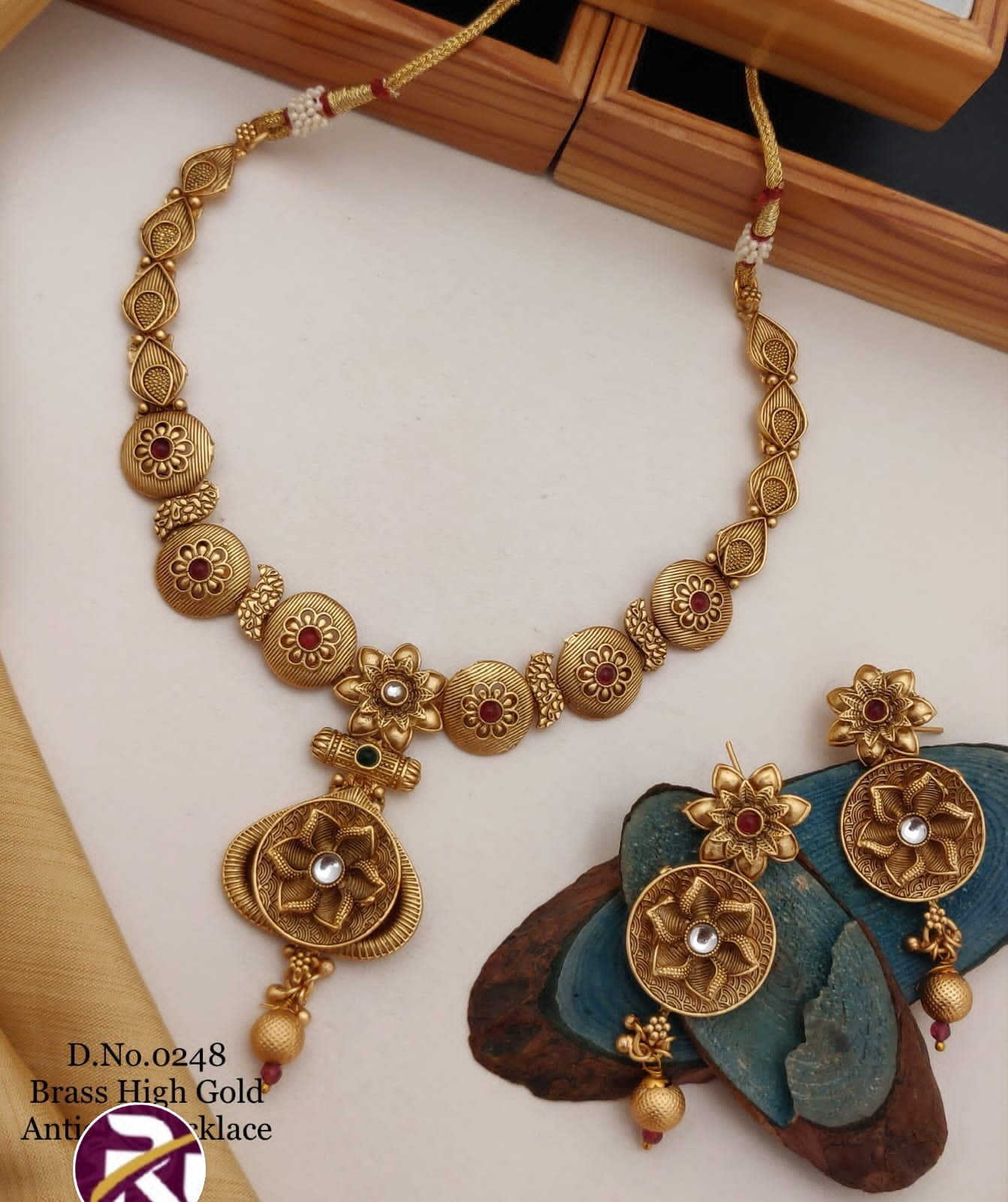 Beautiful High Gold Plated Antique Rajwadi Necklace set with Earrings