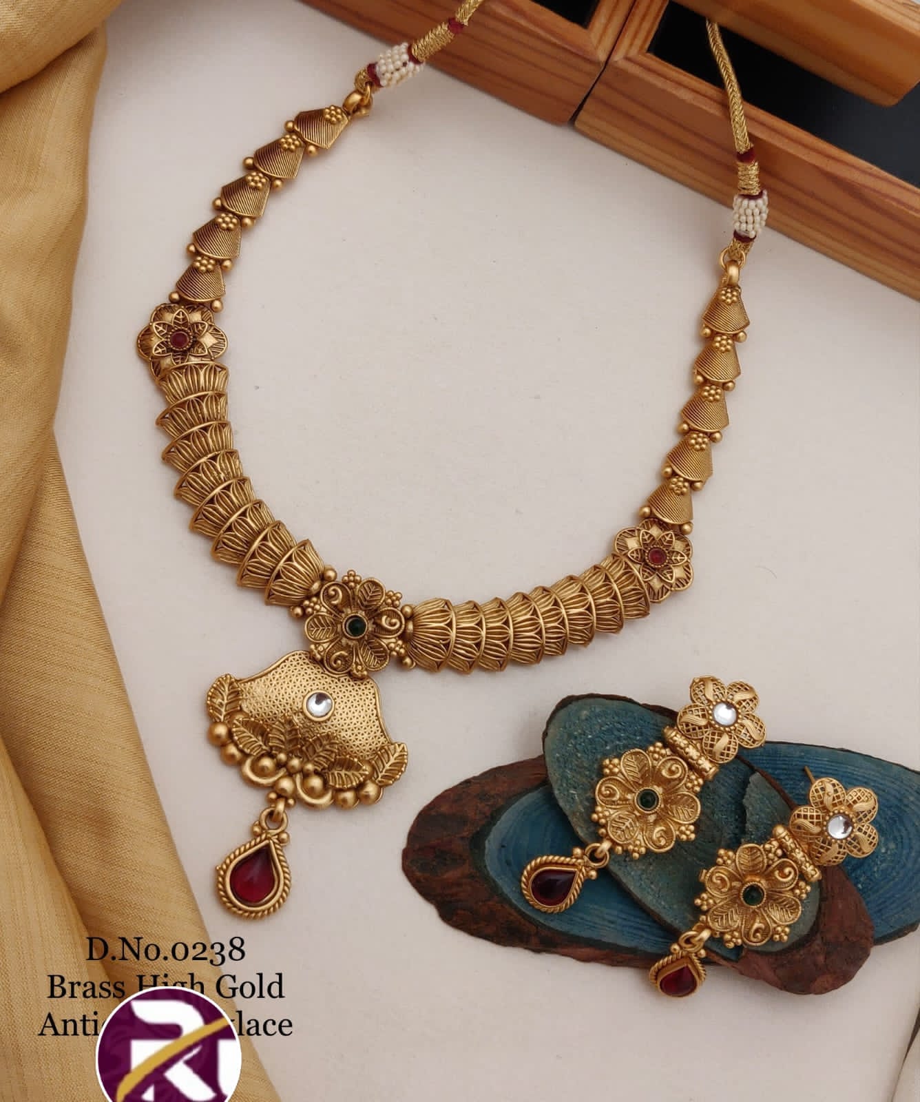 Beautiful High Gold Plated Antique Rajwadi Necklace set with Earrings