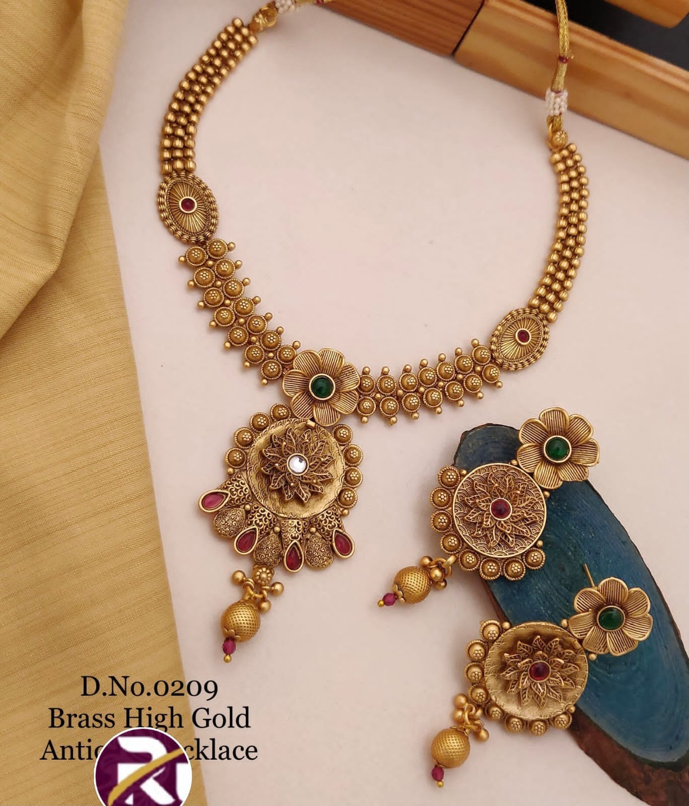 Beautiful High Gold Plated Antique Rajwadi Necklace set with Earrings