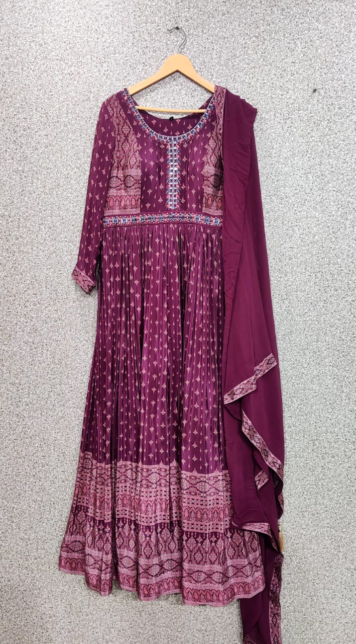 Wedding Designer Heavy Work Gwon