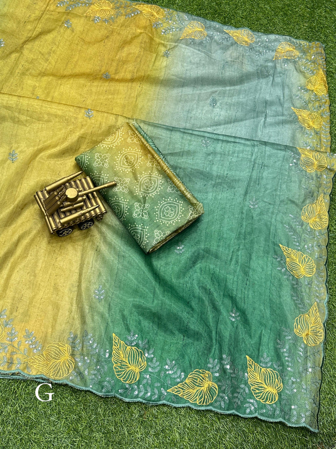 Beautiful Designer Glass Satin Shaded Printed Saree