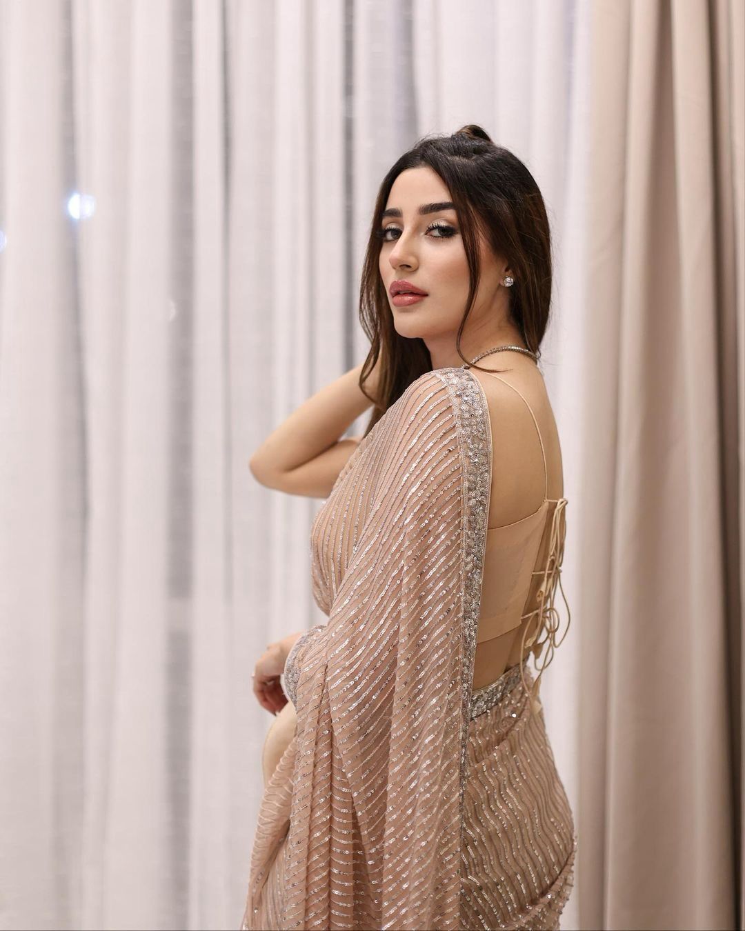 Beautiful Designer Heavy Georgette Exclusive Sequanc Saree Design 5279