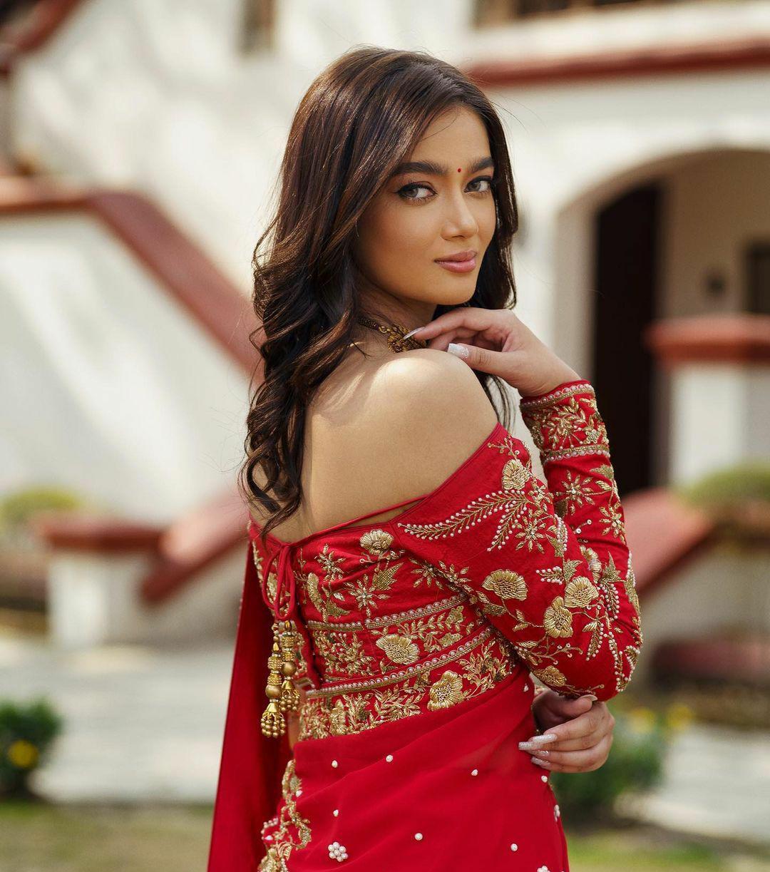 Beautiful Designer Heavy Georgette Sequanc Saree