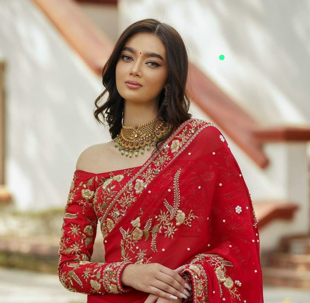 Beautiful Designer Heavy Georgette Sequanc Saree