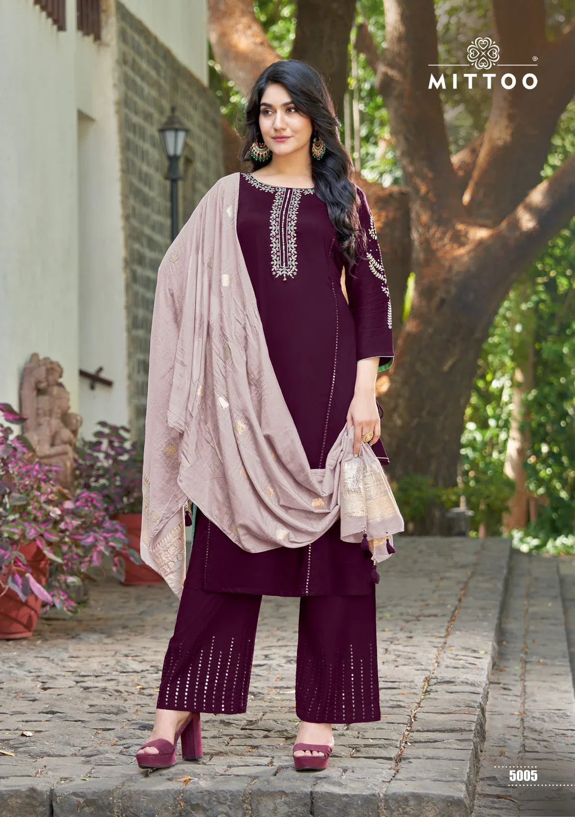 Mittoo Parnita Heavy Rayon Readymade Suit (999x06)