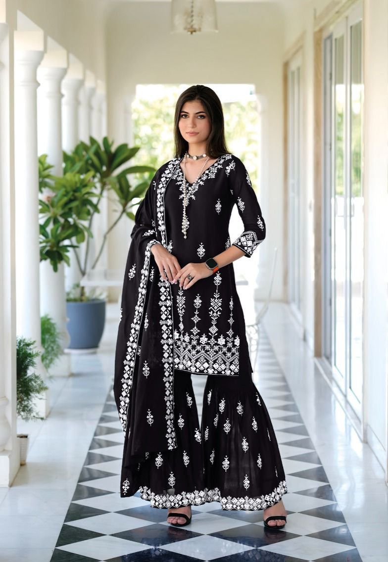 Zaveri Black-White Designer Pure Mul Mul Suit (1799x2)