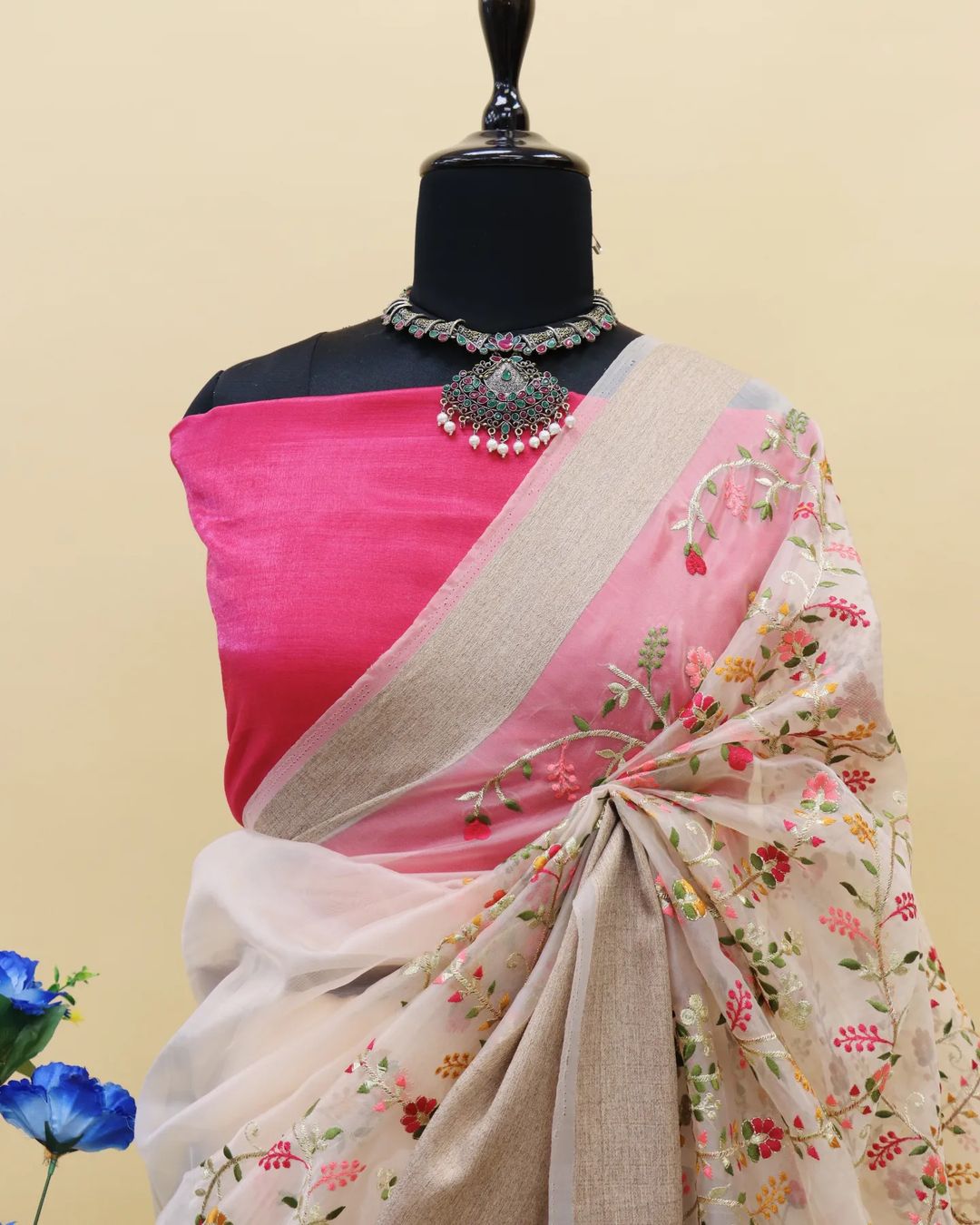 Beautiful Designer Heavy Organza Silk Saree Design 5048