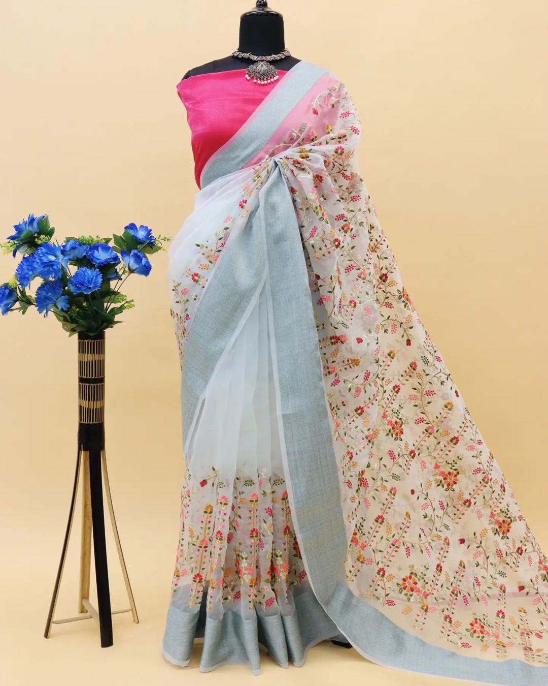 Beautiful Designer Heavy Organza Silk Saree Design 5048