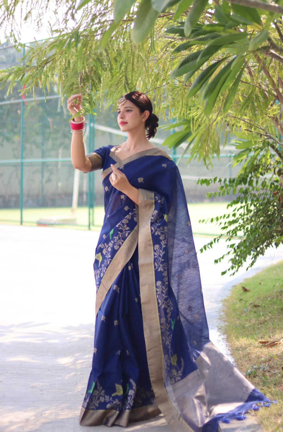 Beautiful Designer Pure Linen Silk Saree