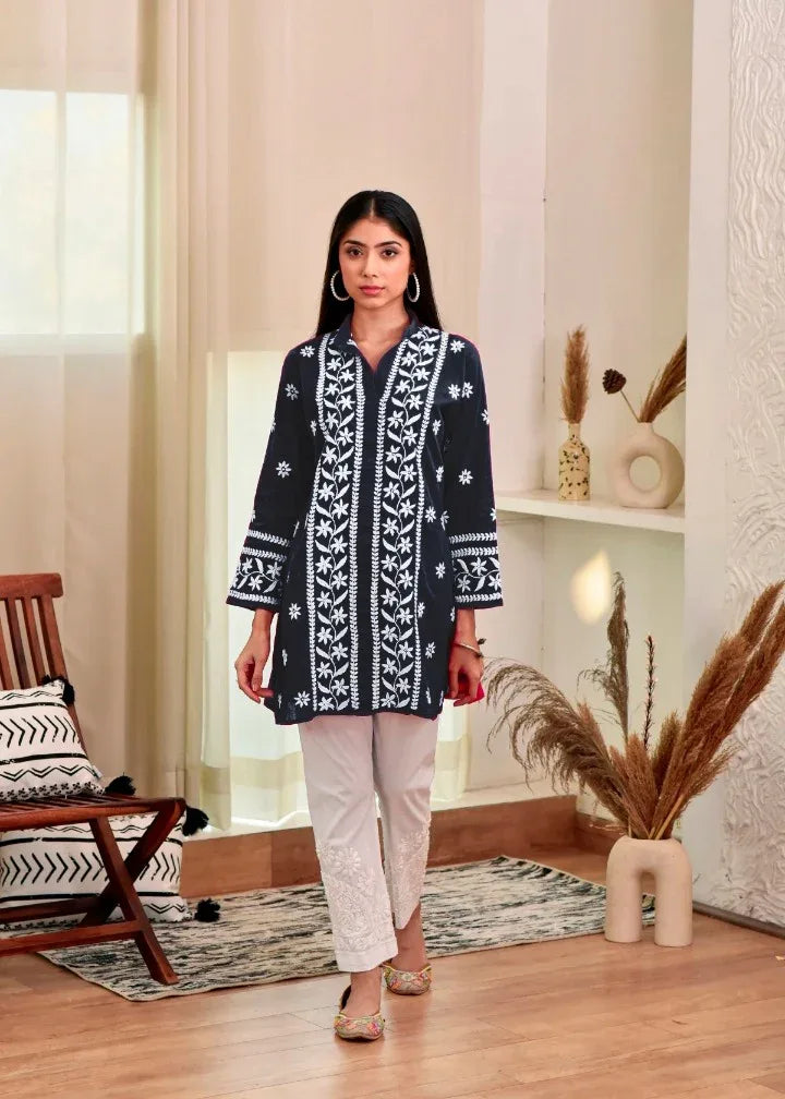 Thaniya Heavy Rayon Kurti Catloug (550x05)