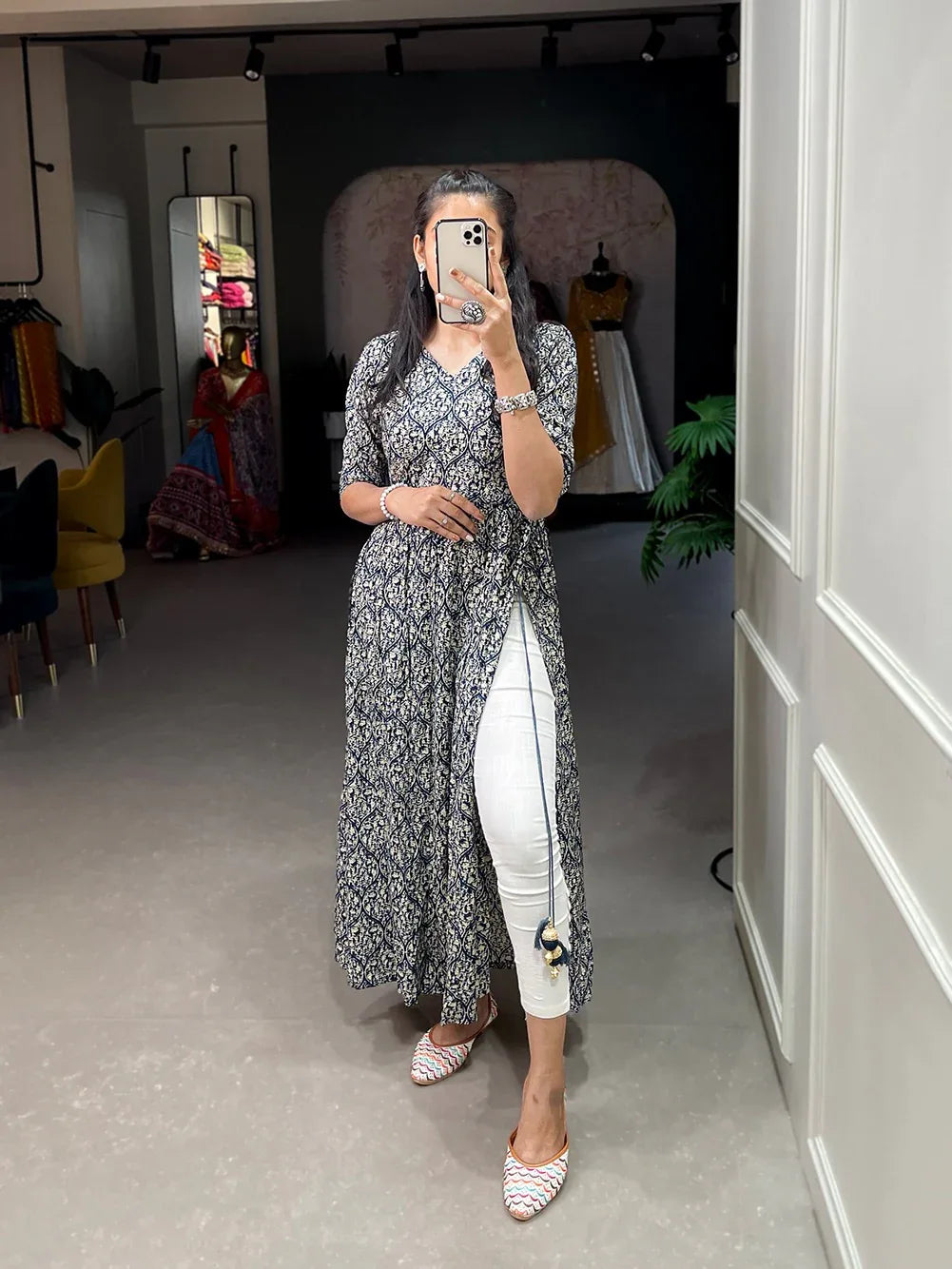 Cotton Heavy Rayon Kurti Catloug 3304 (650x04)