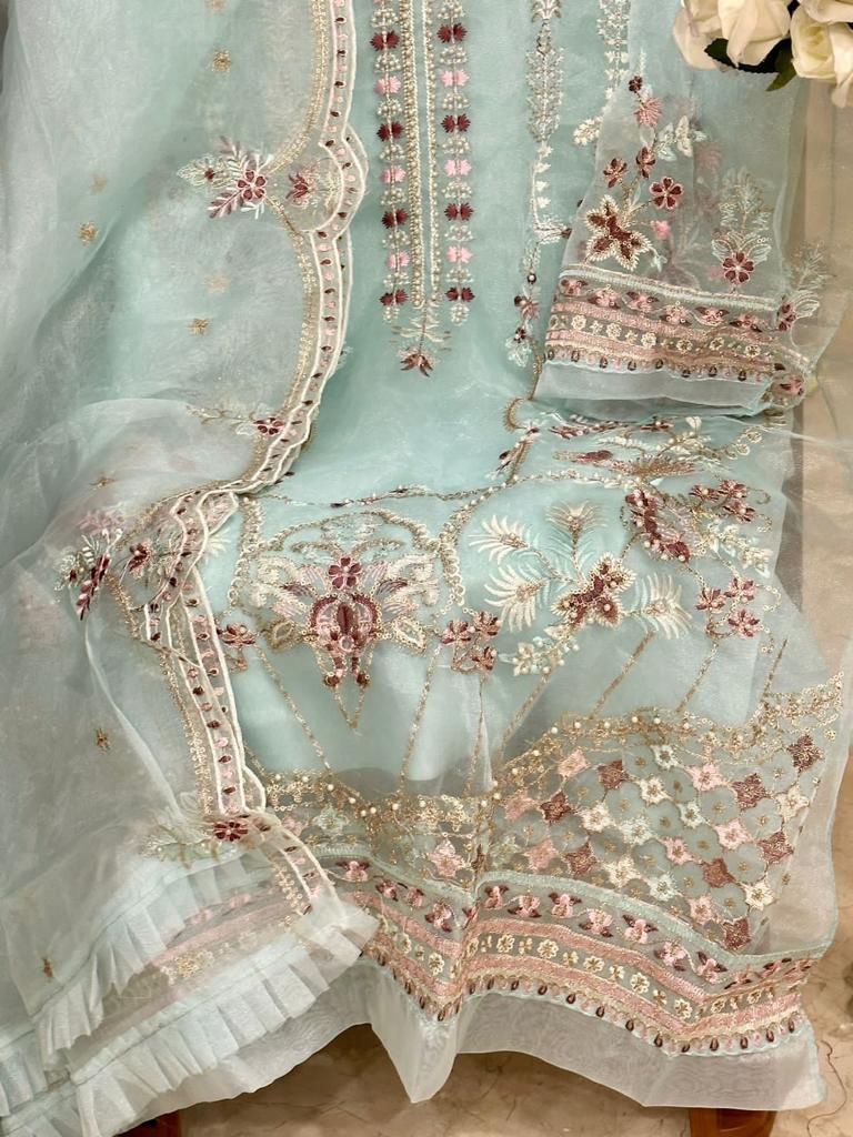 Mehboob Mistry Vol 1 D No 1070 Organza Heavy Embroidery Work Pakistani Salwar Kameez
