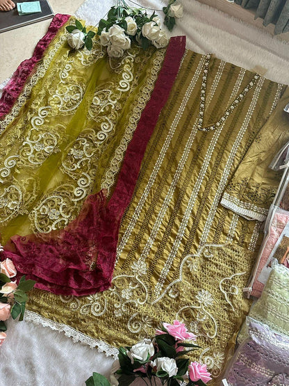 Ziaaz Designs 320 Saira Sakira Corntrst Vol 1 Suits (1199x06)