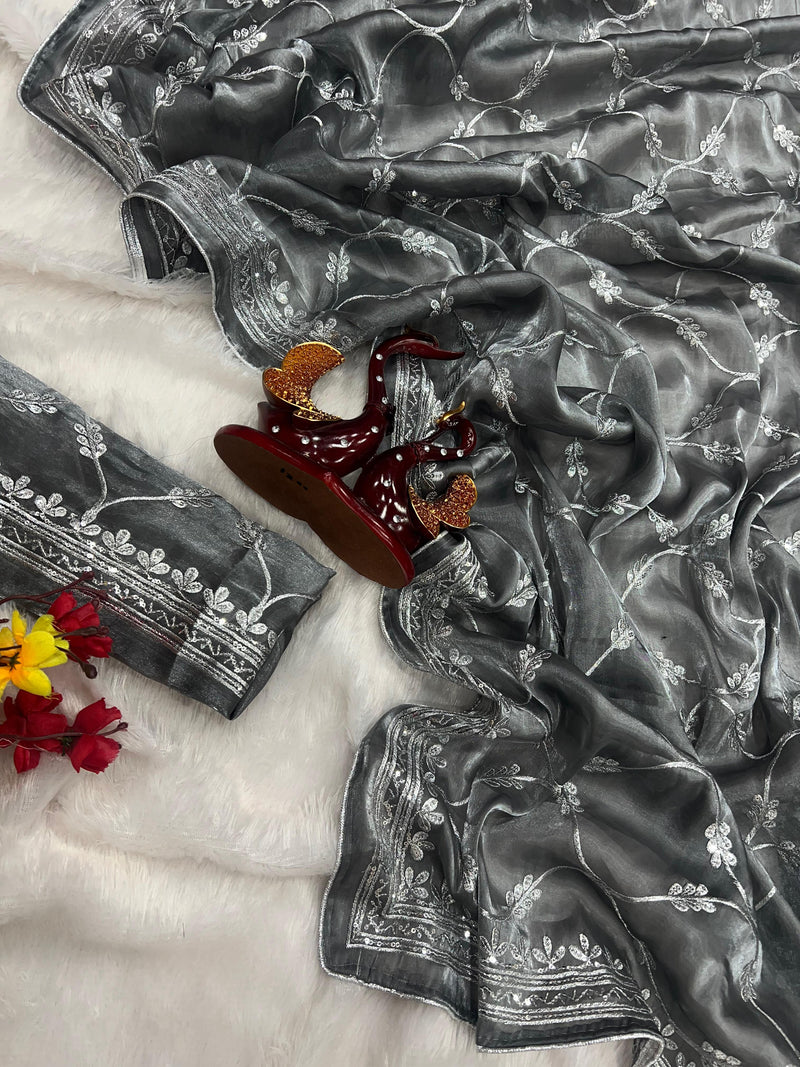 Beautiful Designer Heavy Georgette Exclusive Sequanc Saree Design 5309