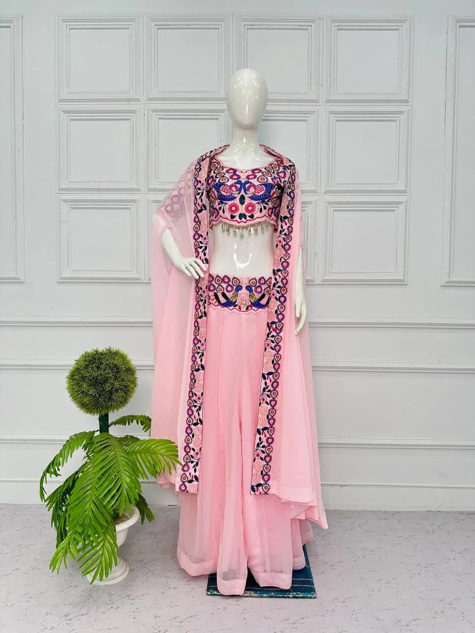 Special Designer Sarara Shrug With Koti &amp; Blouse