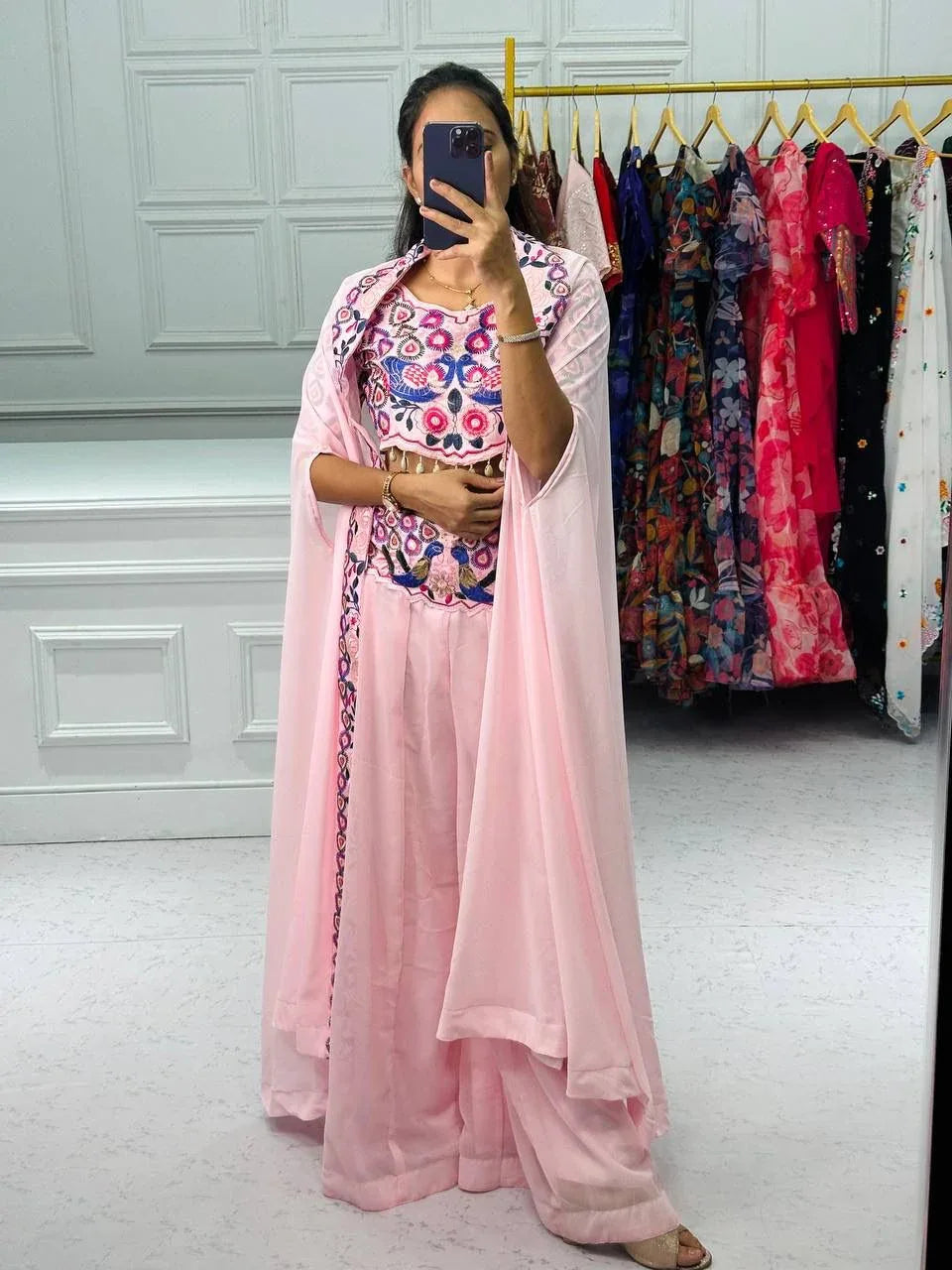 Special Designer Sarara Shrug With Koti &amp; Blouse