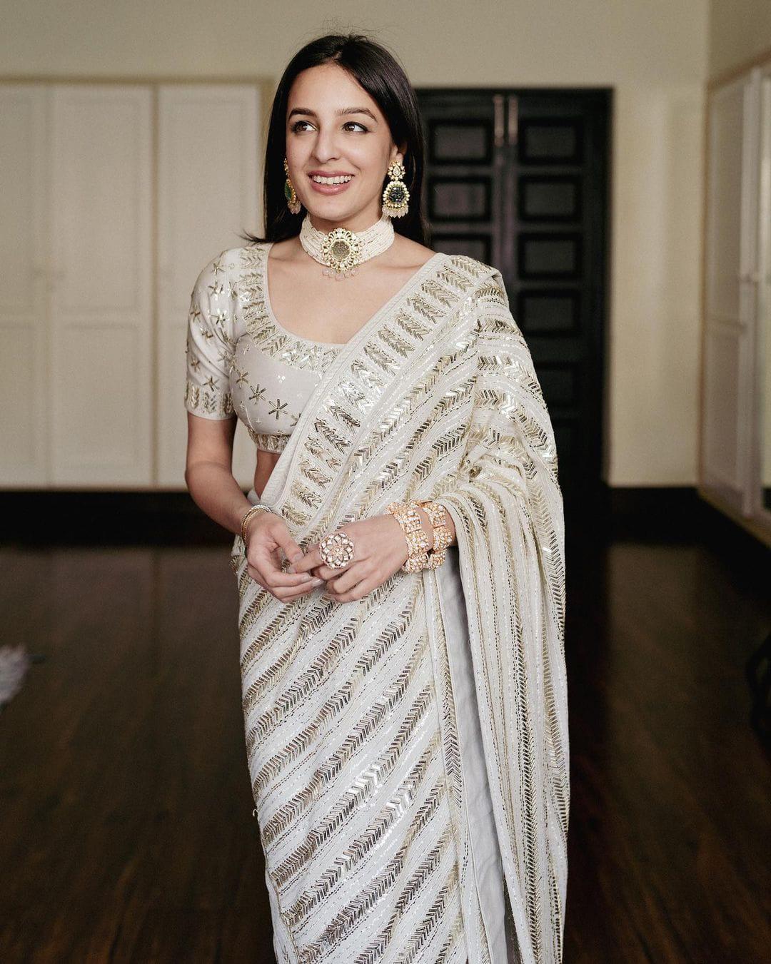 Beautiful Boutique Designer Pure Georgette Sequence Saree Design 3377