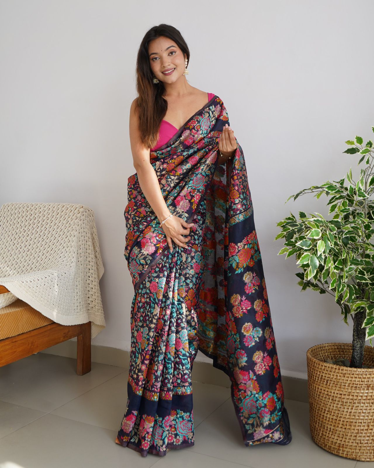 Buy Banarasi Silk Pink Reception Wear Kachhi Work Saree Online From  Wholesale Salwar.