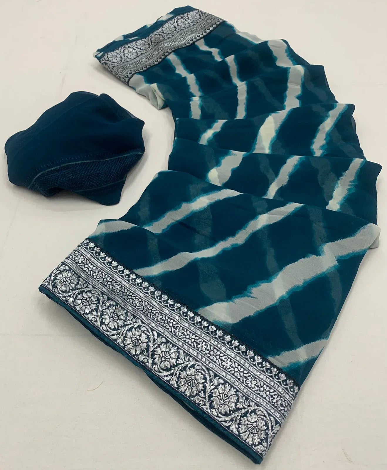 Stavan Vastra Vol 7 Fancy Weightless With Border Saree (630x10)