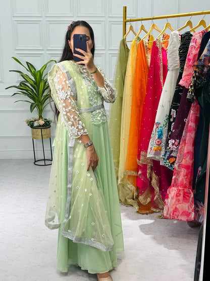 Beautiful Designer Faux Georgette Gwon