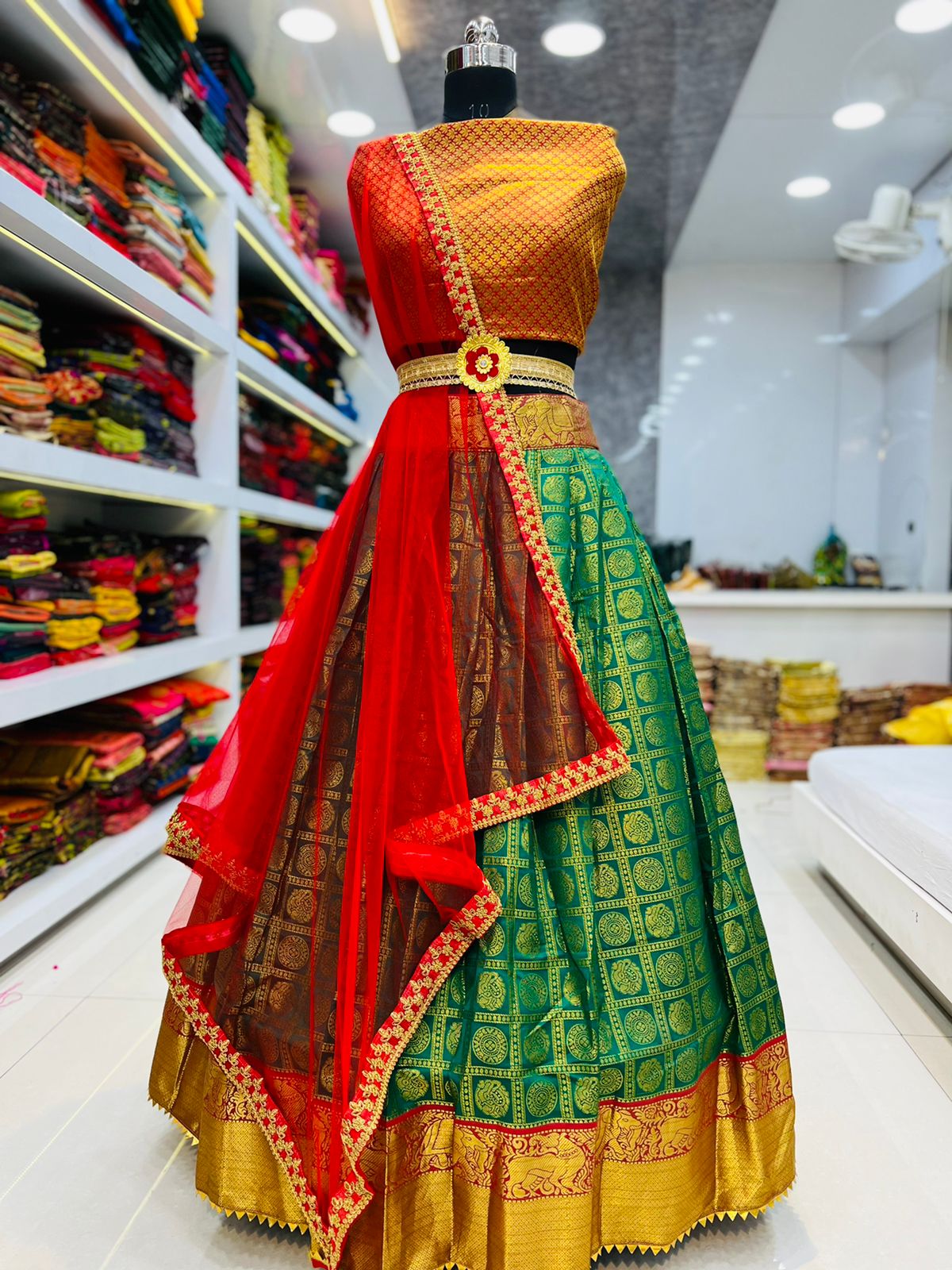 Beautiful Designer Pure Silk Zari Weaving Lahenga