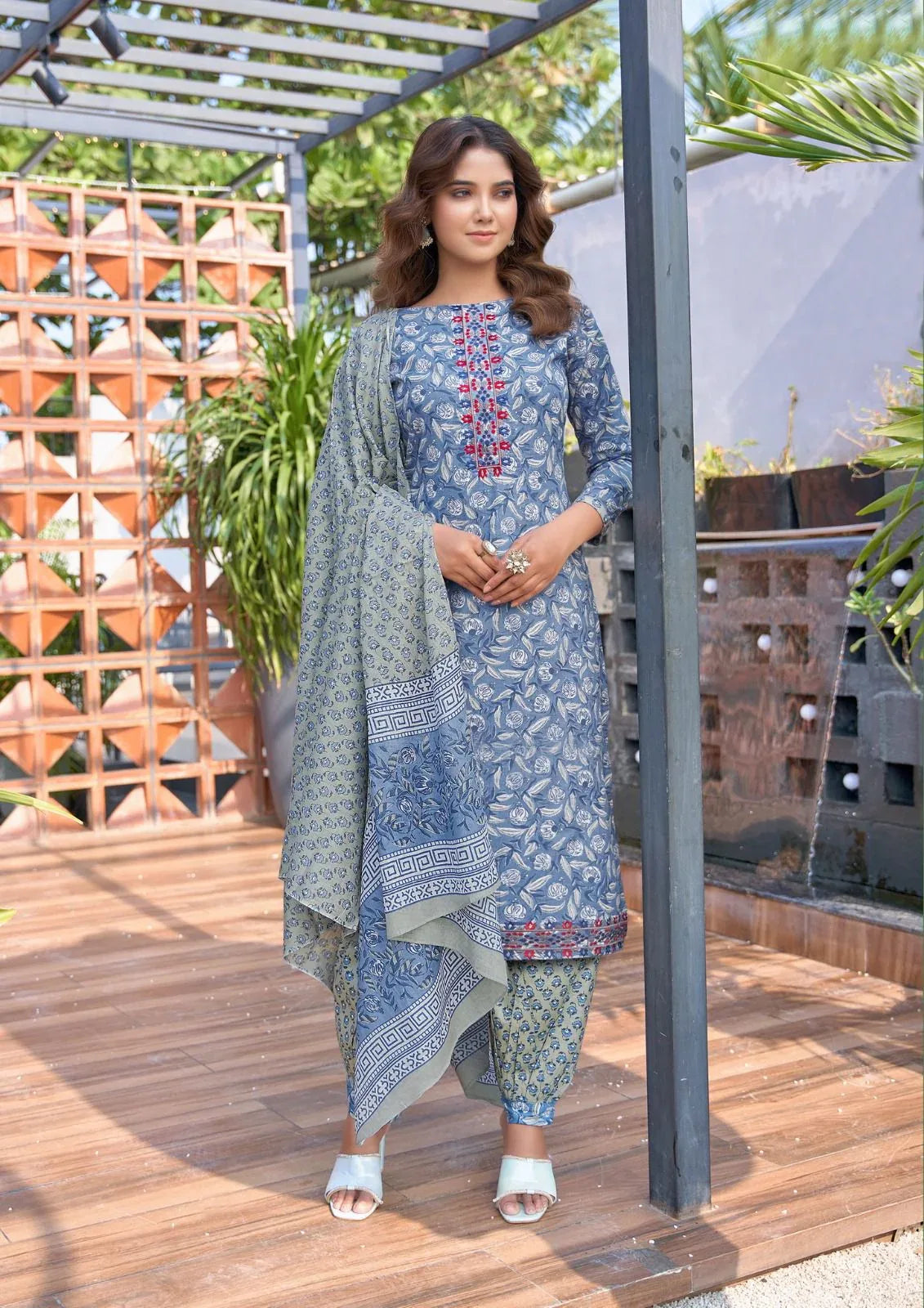 Yashika Trends Guzarish Cotton Salwar Kameez (530x08)