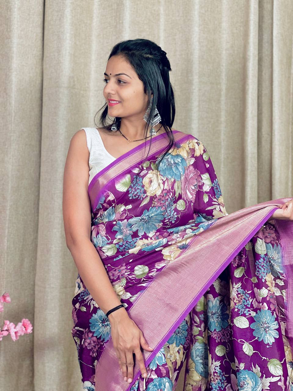 Beautiful Designer Hit Flower Pure Dola Silk Saree