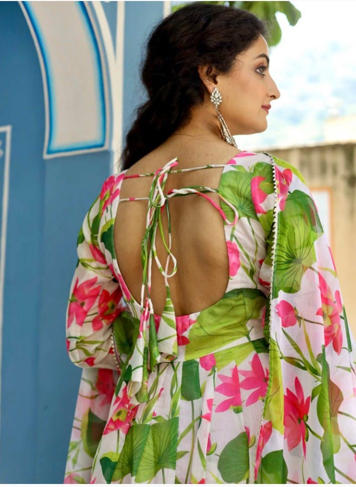 Beautiful Designer Havy Silk Printed Gwon