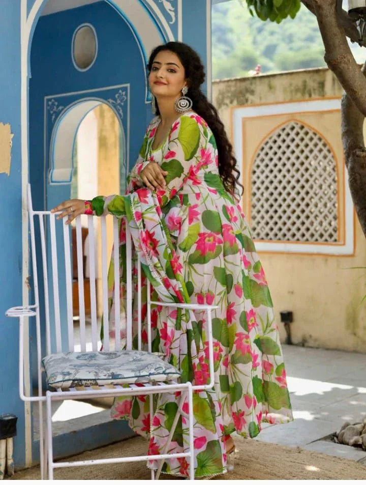 Beautiful Designer Havy Silk Printed Gwon