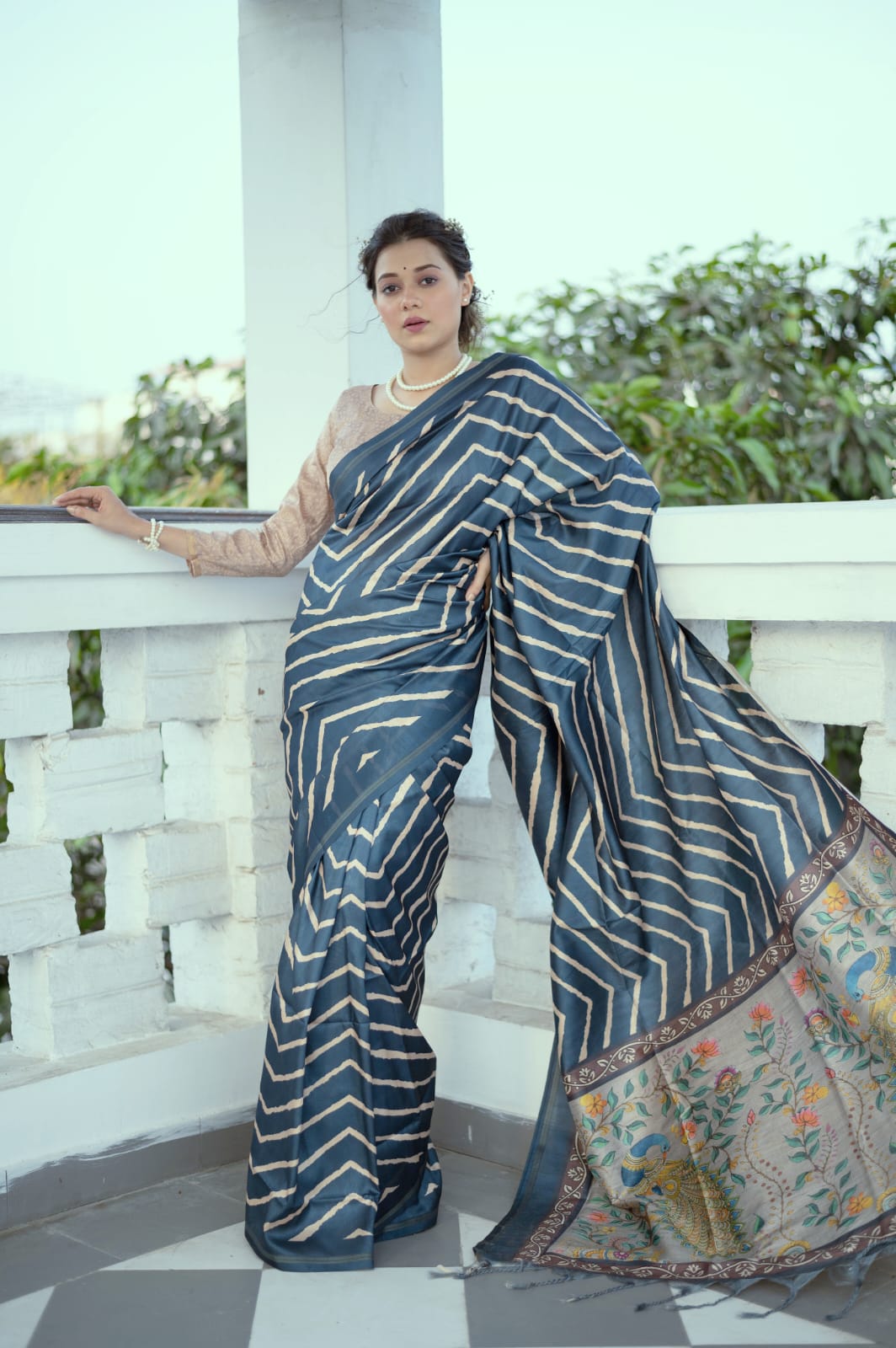 Beautiful Designer Laheriya With Kalamkari Tussar silk Saree