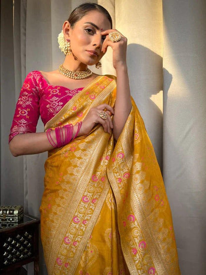 Beautiful Designer Rasbari Rich Pallu Zari Weaving Saree