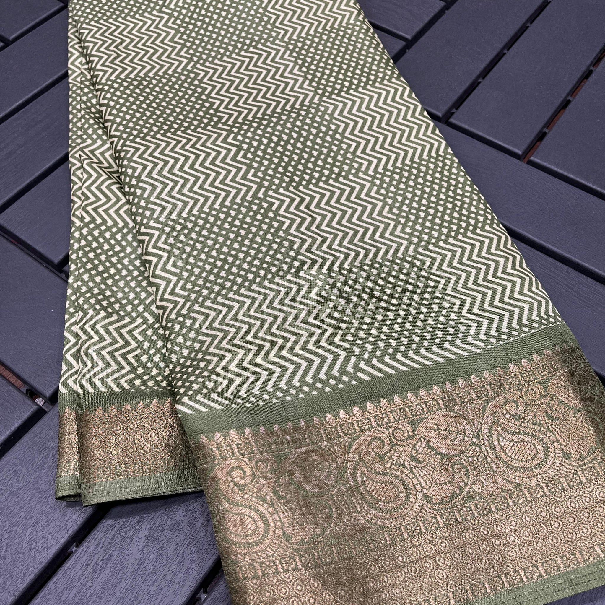 Party Wear Beauty Zing Zeng Super Soft Dola Silk Saree