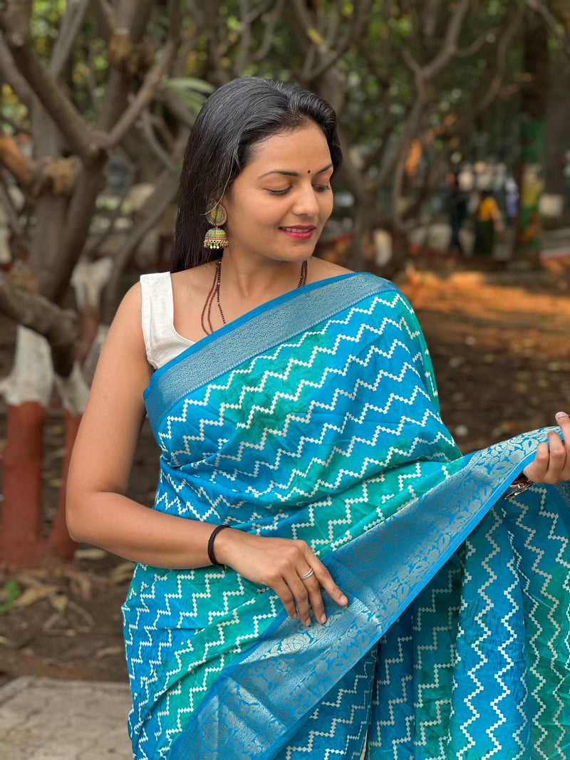 Beautiful Designer Lehariya Dola Silk Saree