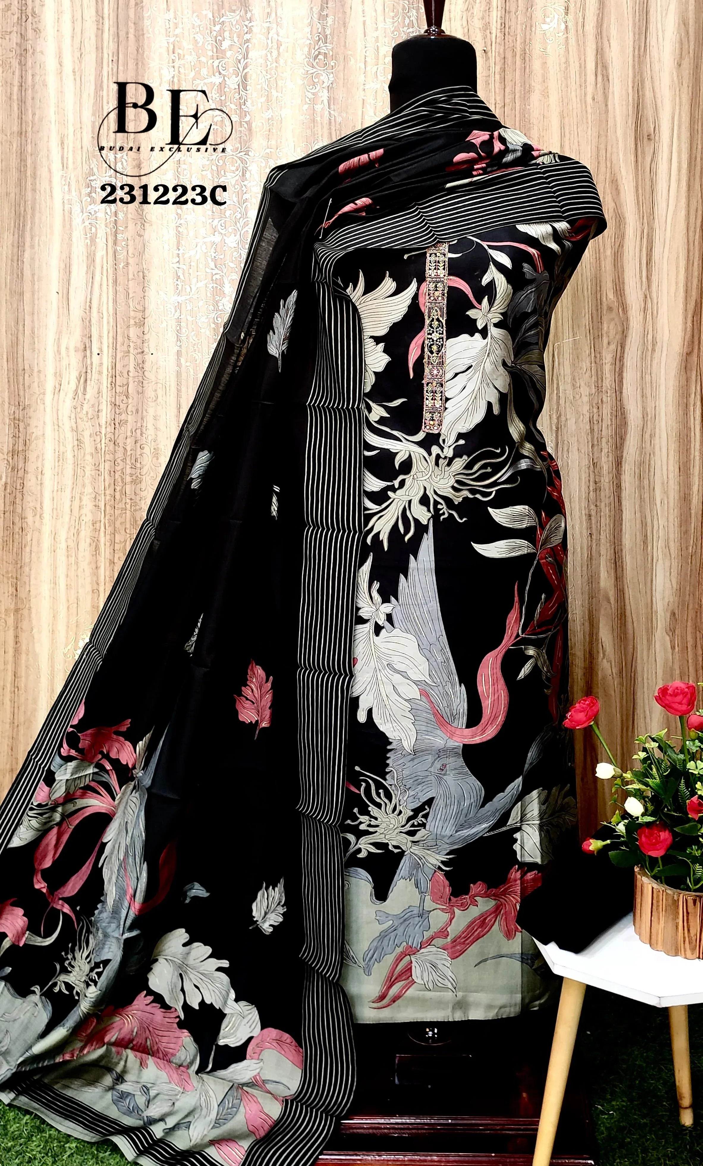 Beautiful Designer Pure Viscose Muslin Digital &amp; Foil Print Salwar Suite