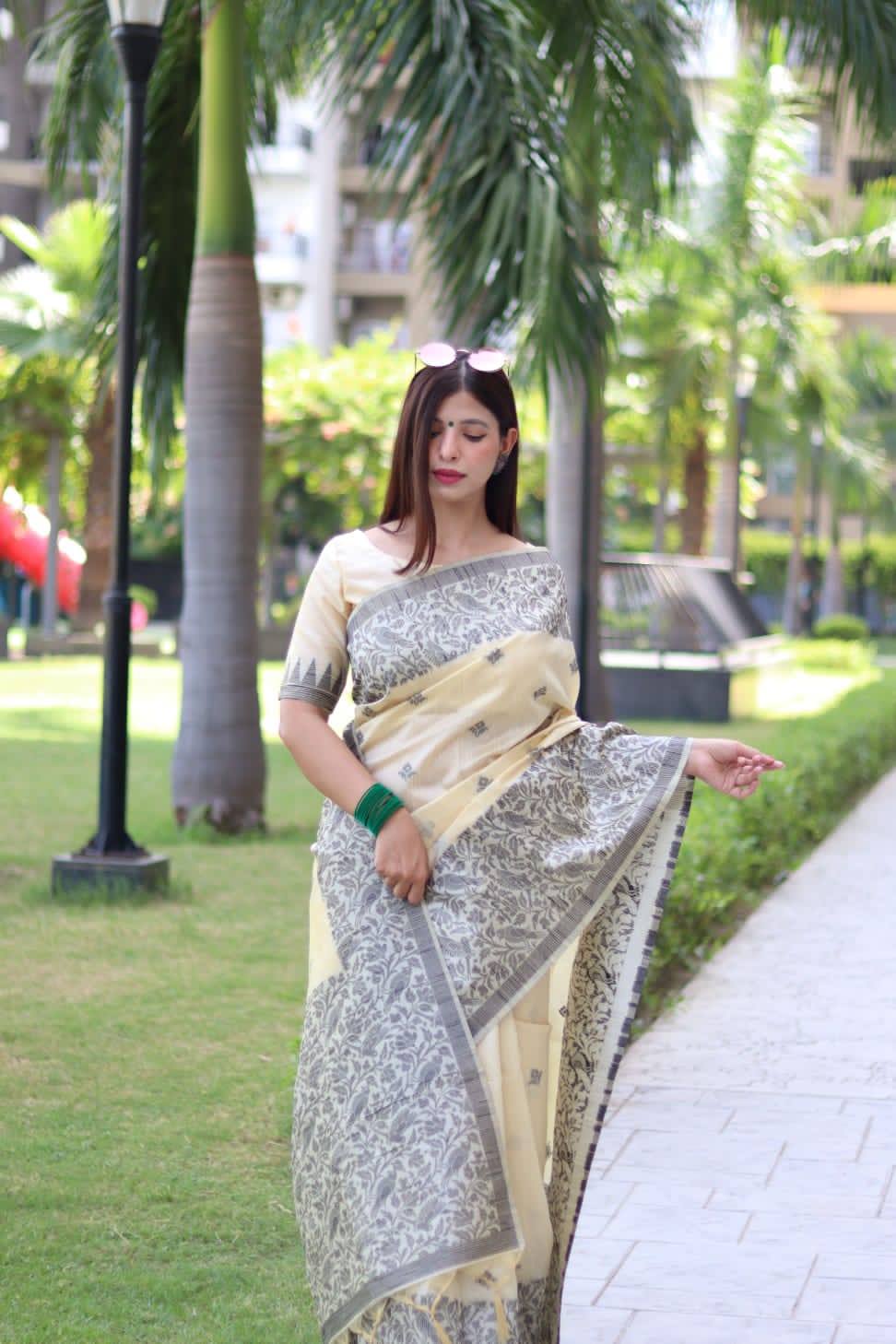 Beautiful Designer Handloom Raw Silk Saree