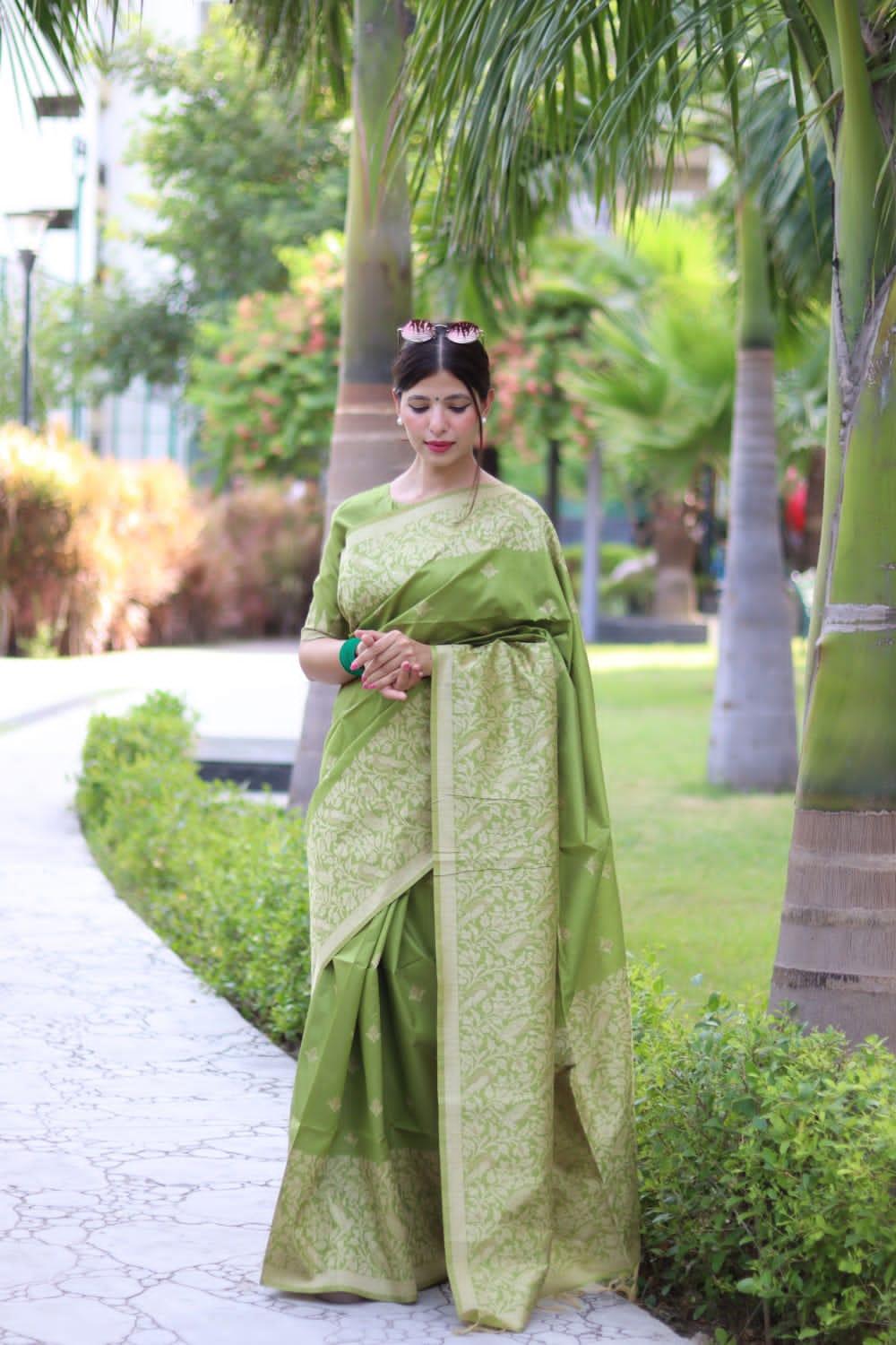 Beautiful Designer Handloom Raw Silk Saree