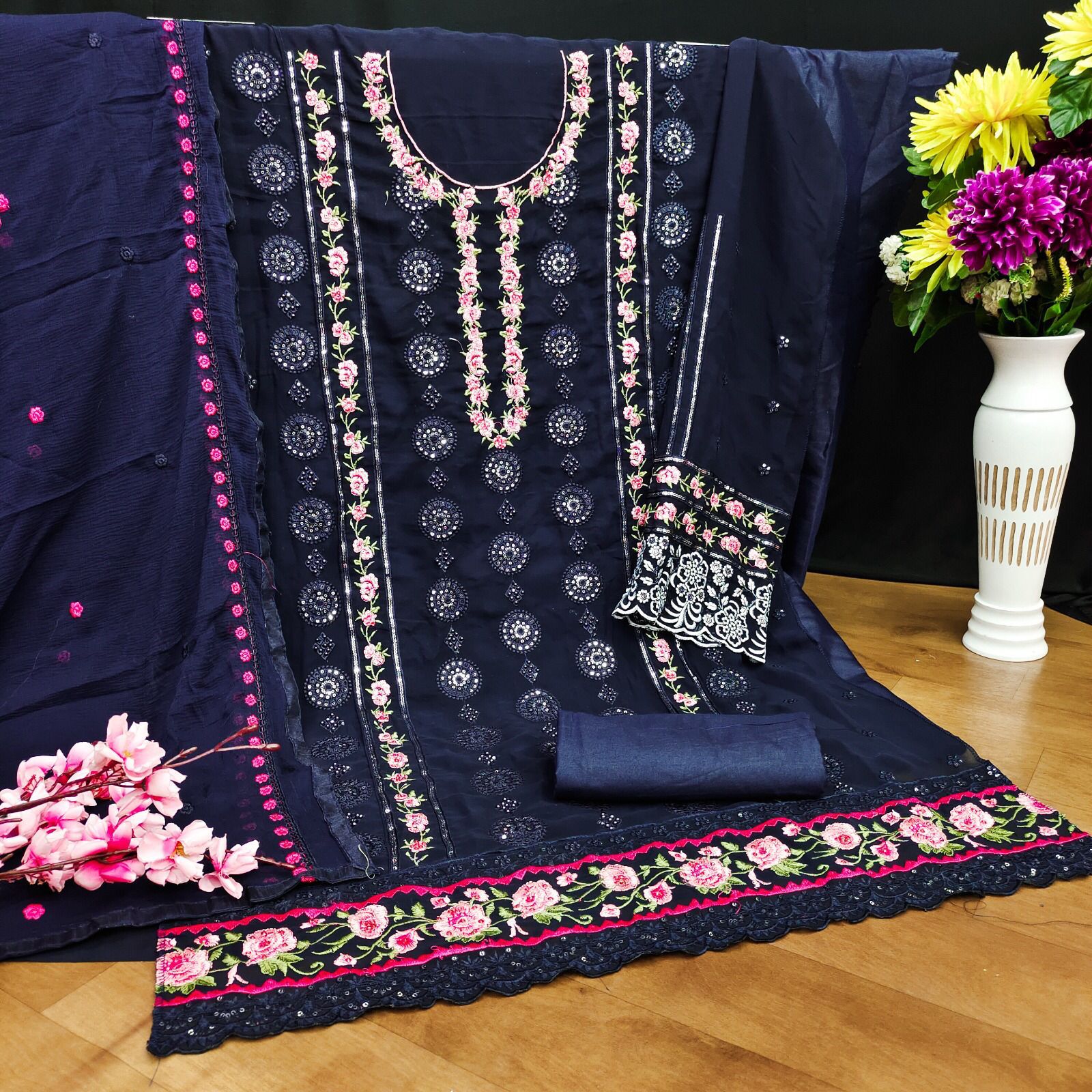 Kf 140 Embroiderd Designer Pakistani Suit (1099x05)