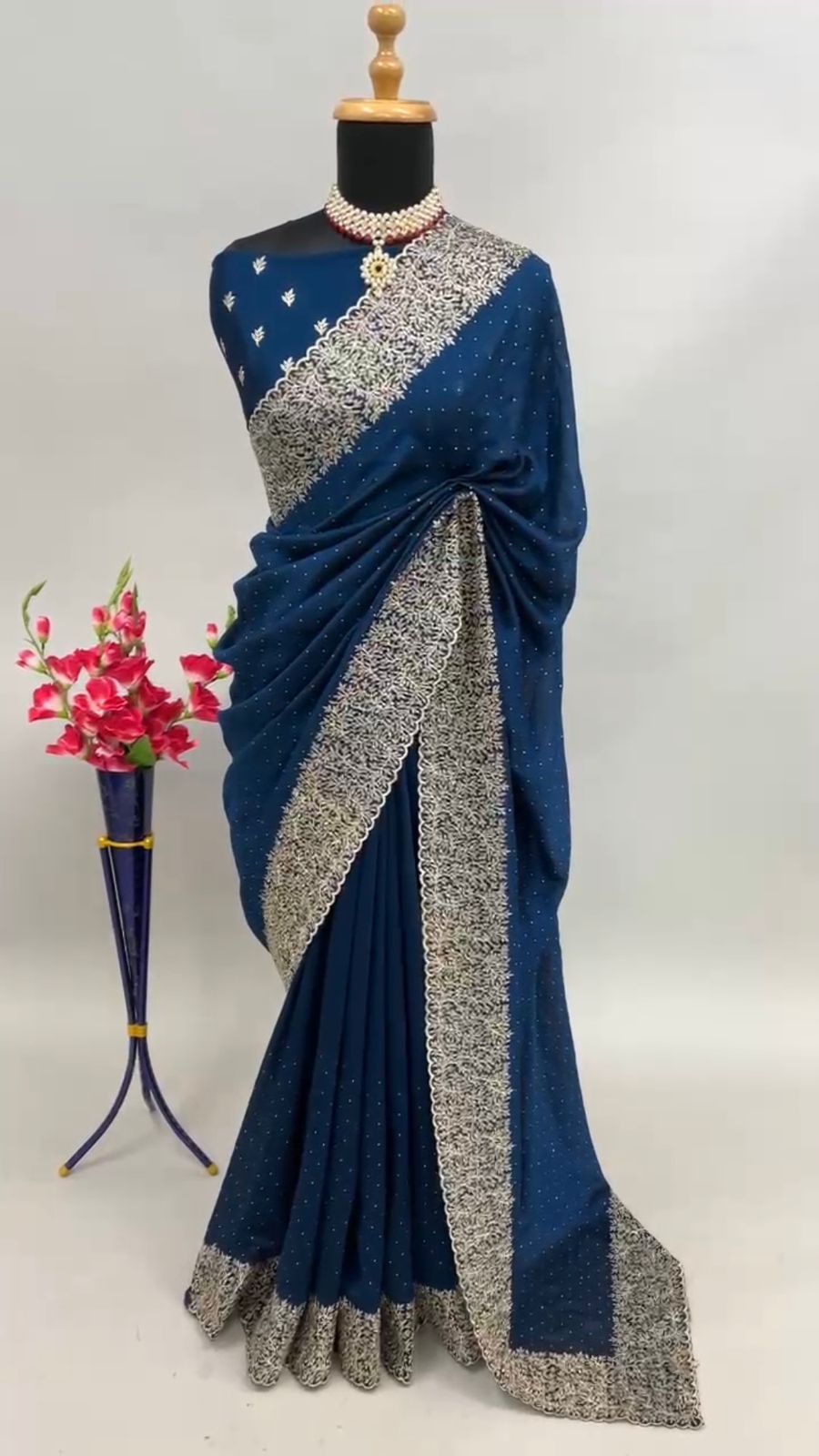 Beautiful Designer Georgette Vichitra Zari Saree