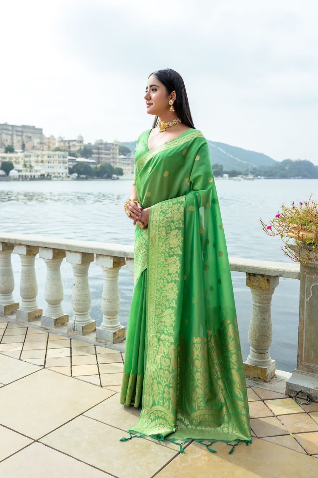 Beautiful Designer Premium Soft Silk Saree