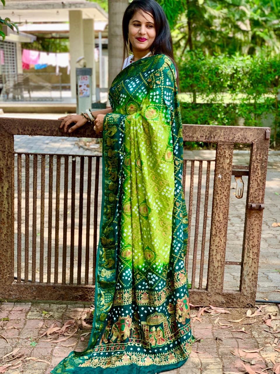 Beautiful Designer Pure Bandhej Panetar Ghantdi Work Saree