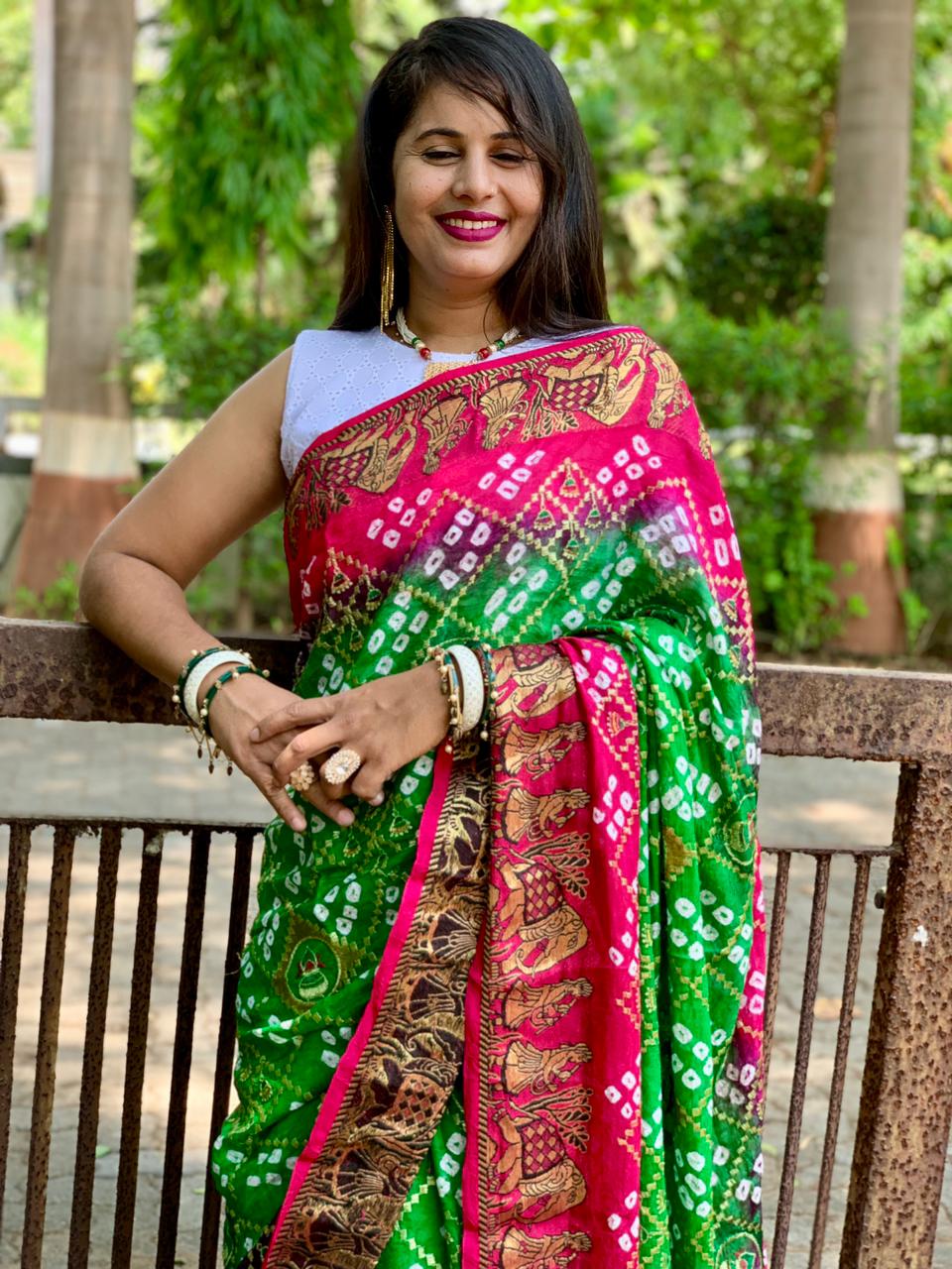 Beautiful Designer Pure Bandhej Panetar Ghantdi Work Saree