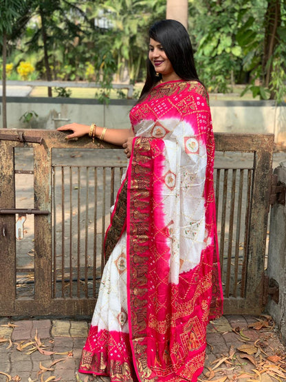 Beautiful Designer Pure Bandhej Panetar Ghantdi Work Saree