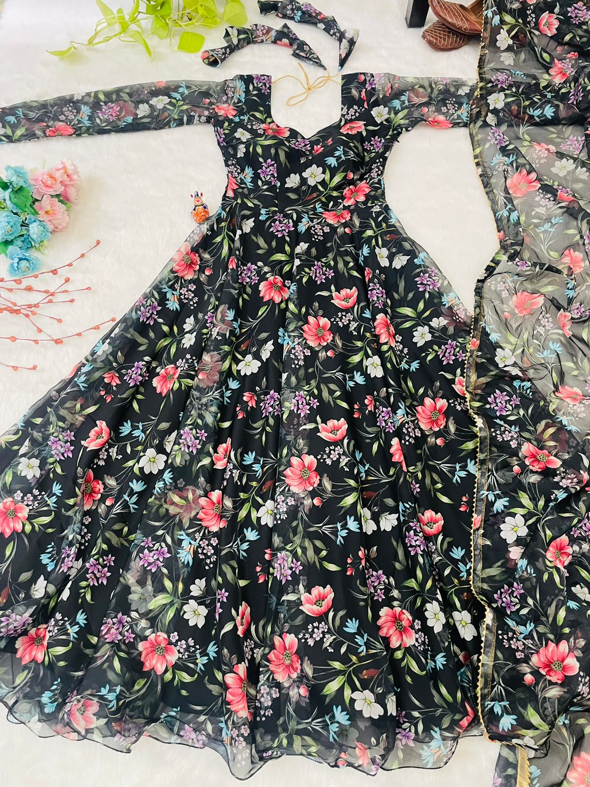 Party Wear Look Organza Taby Silk Gown