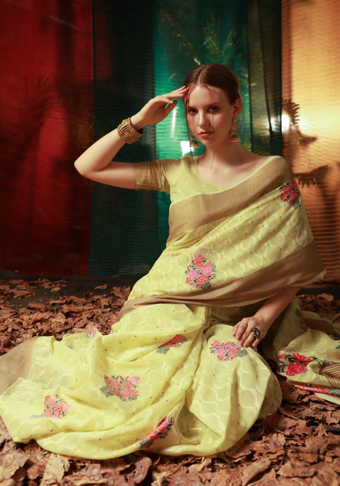 Beautiful Designer Pure Linen Weaving Saree